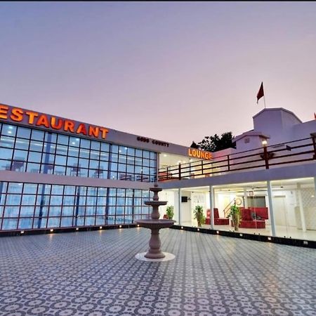 Gods County. Resort & Banquets Tarapith Exterior photo