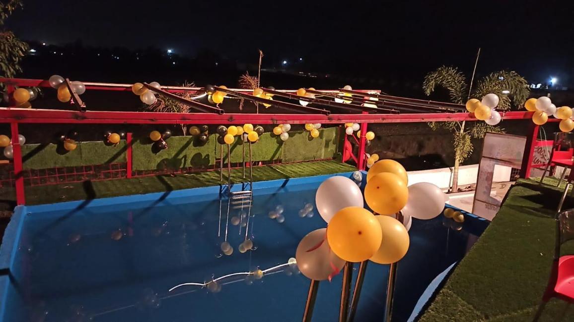 Gods County. Resort & Banquets Tarapith Exterior photo