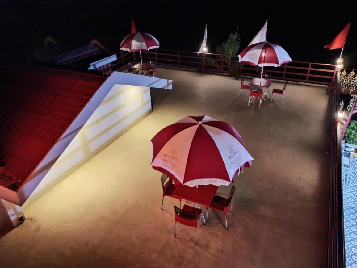 Gods County. Resort & Banquets Tarapith Exterior photo