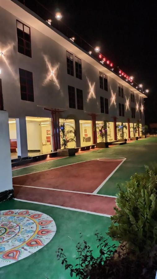 Gods County. Resort & Banquets Tarapith Exterior photo